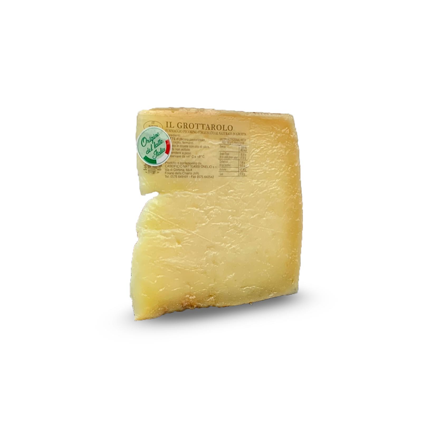 “Il Grottarolo” Aged Tuscan Pecorino Cheese owes its name to the place of maturation where the cheese takes on its characteristic aroma and flavor that makes it fully part of the great family of Tuscan pecorino cheeses so loved both in Italy and abroad. Its production area is precisely the Valdichiana and its most important peculiarity for obtaining an excellent final result, in addition, of course, to the high quality of the raw material, is the aging in caves.