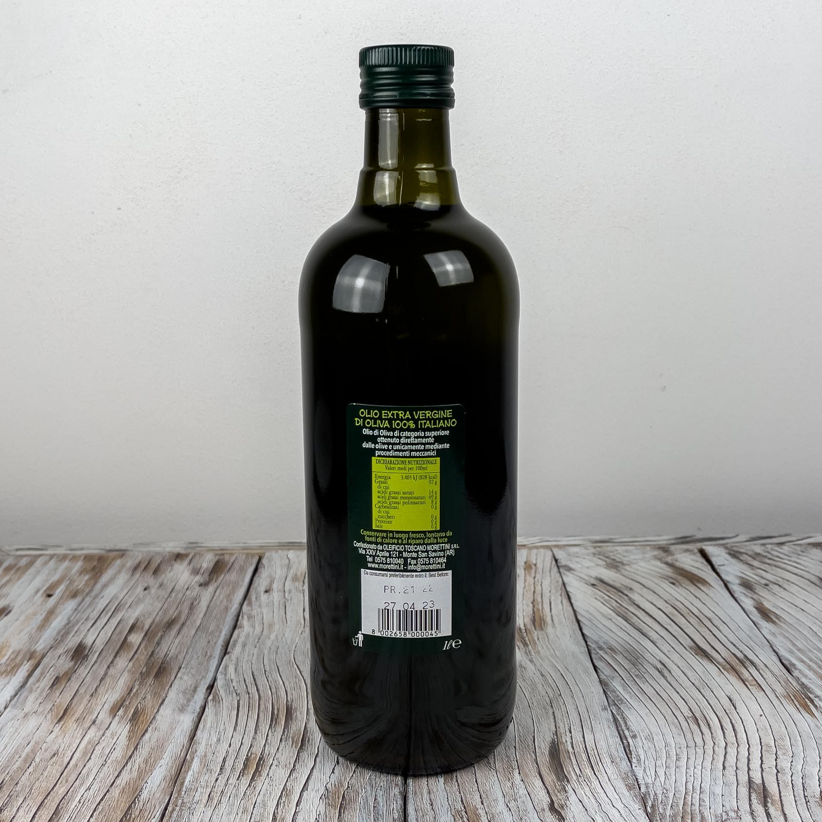 „Morettini 100% Italiano”, extra natives Olivenöl, hergestellt aus einer geschickten Mischung der besten extra nativen Öle Mittelitaliens - Produktionsjahr 2021/2022.