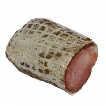 Cured Pork Loin is a typical Tuscan salami that boasts an ancient tradition and which cannot be missing on a table full of cold cuts and salami that want to represent the unique tastes and flavors of our beloved territory. Produced exclusively with one of the noblest parts of the pig, Cured Pork Loin undergoes a particular processing and seasoning process that allows to obtain a genuine, tasty product and, given its low caloric intake, also suitable for different diets.