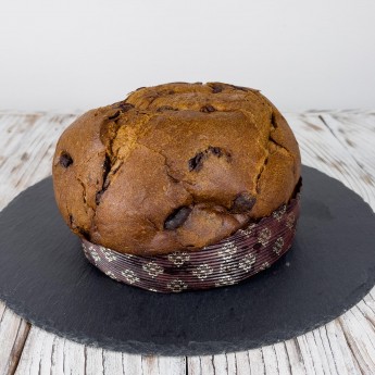 Rum „Panzuppo” ist ein toskanisches Süßwarenprodukt. Dieses Dessert wird aus einem Teig hergestellt, der dem von Panettone ähnelt, jedoch mit einem Rumdestillat im Inneren, das es zusammen mit dunkler Schokolade durch sein Aroma und seine Weichheit auszeichnet. Ähnlich wie beim klassischen „Panzuppo” ist ein wesentliches Merkmal dieses Produktes das lange Aufgehen.