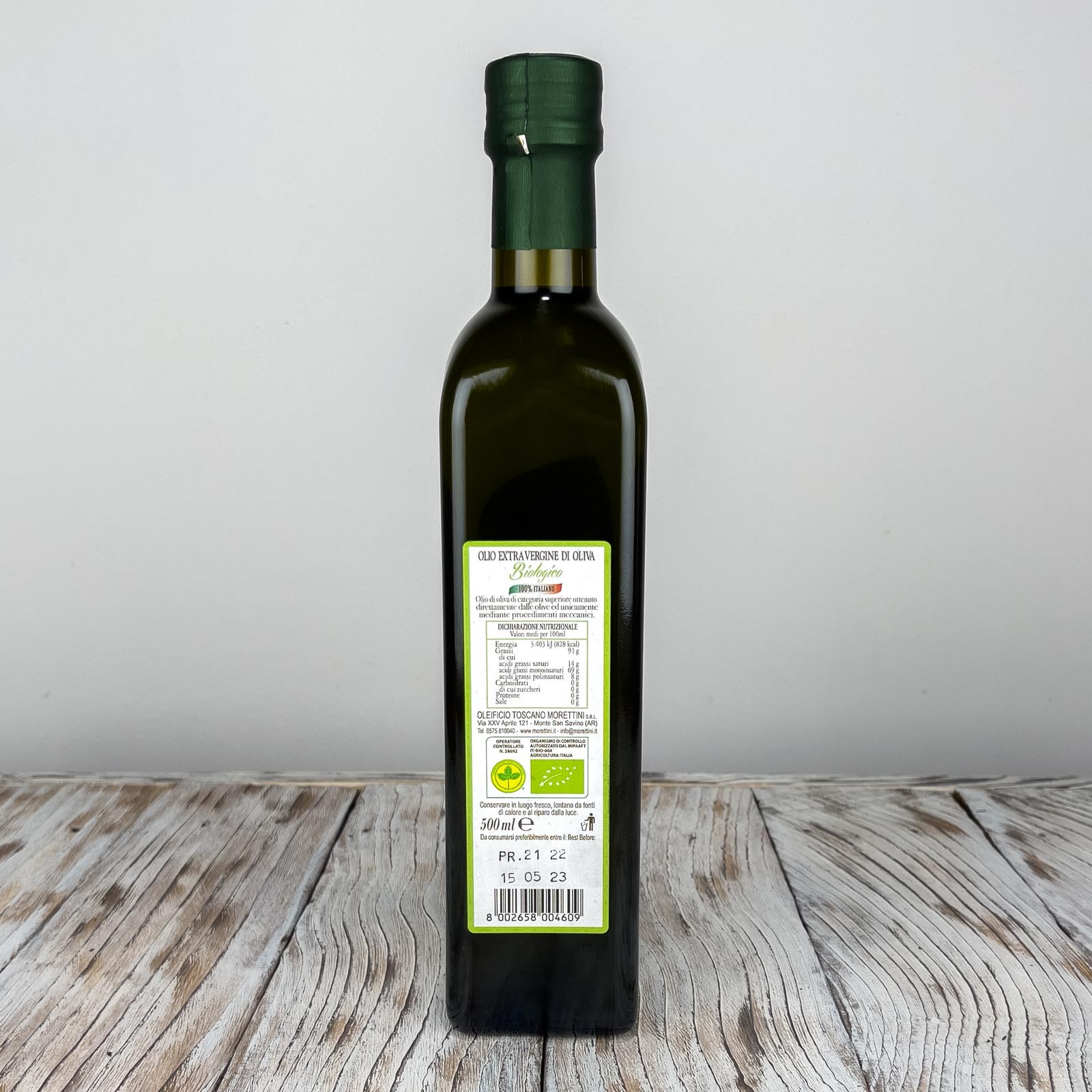 “Bioliva”, 100% Italian organic extra virgin olive oil of the highest quality, obtained directly from olives and solely by mechanical means - Production year 2021/2022.